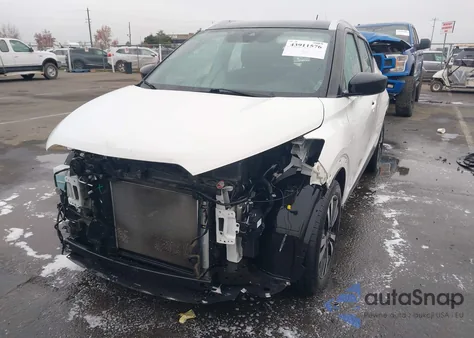 2020 Nissan Kicks Sv Xtronic Cvt from USA, damaged, VIN 3N1CP5CV5LL574424